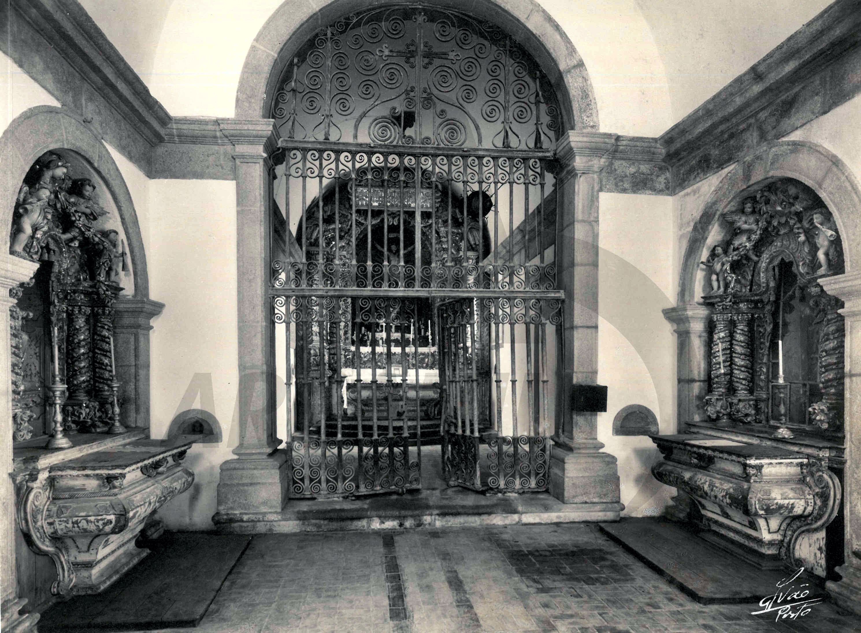 Interior Da Capela Senhor Da Ladeira