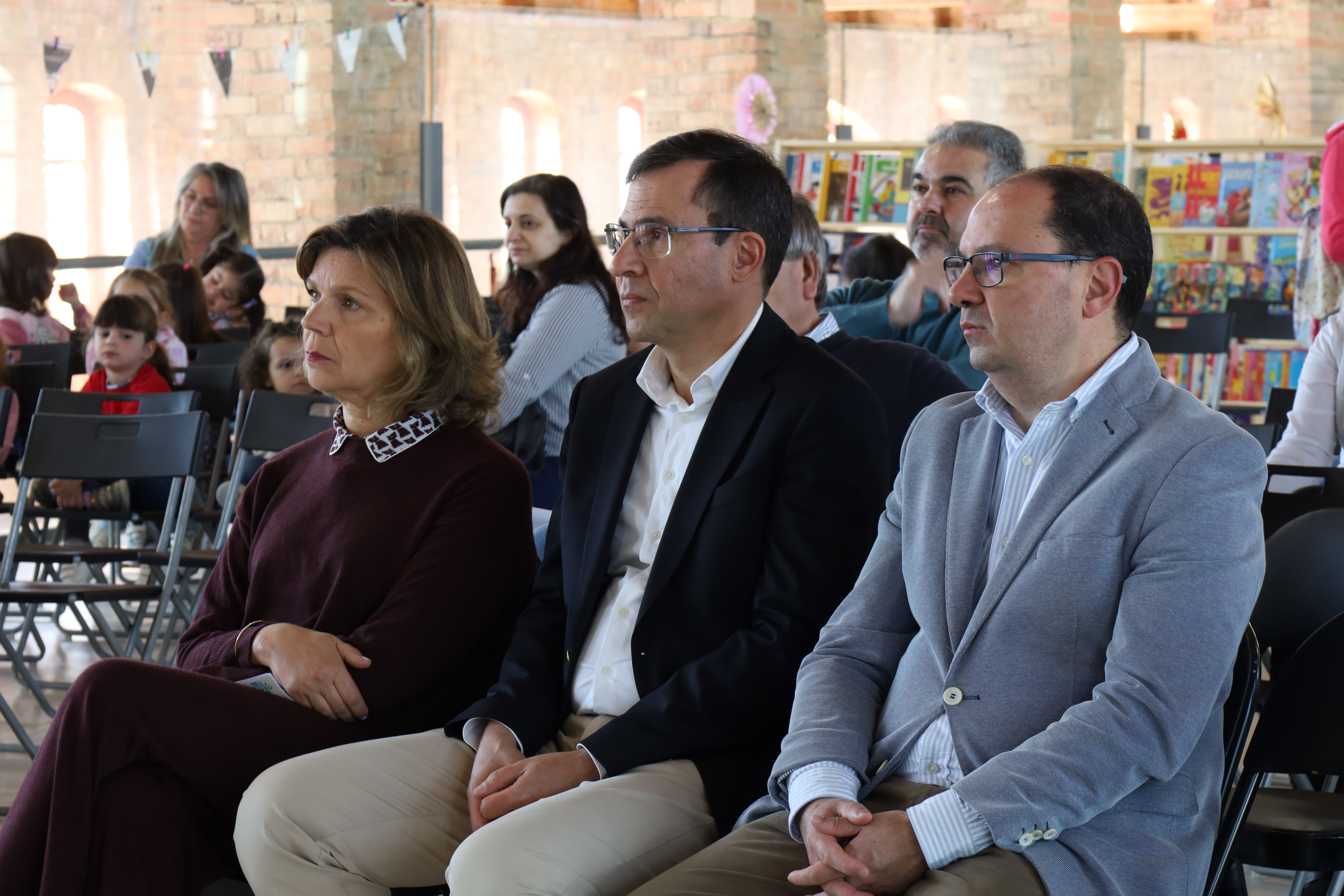 Feira Do Livro (13) Feira Do Livro (13)