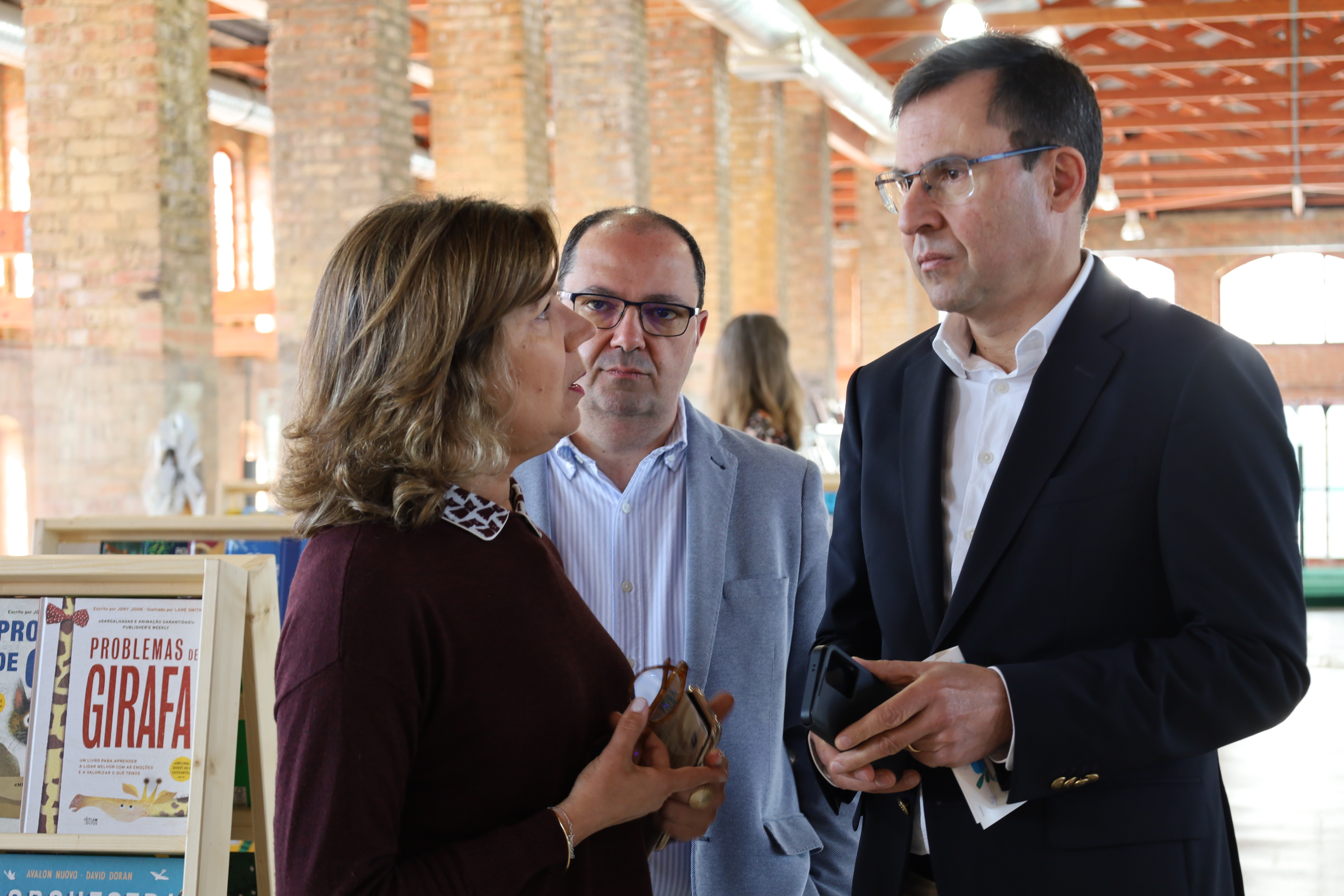 Feira Do Livro (3) Feira Do Livro (3)