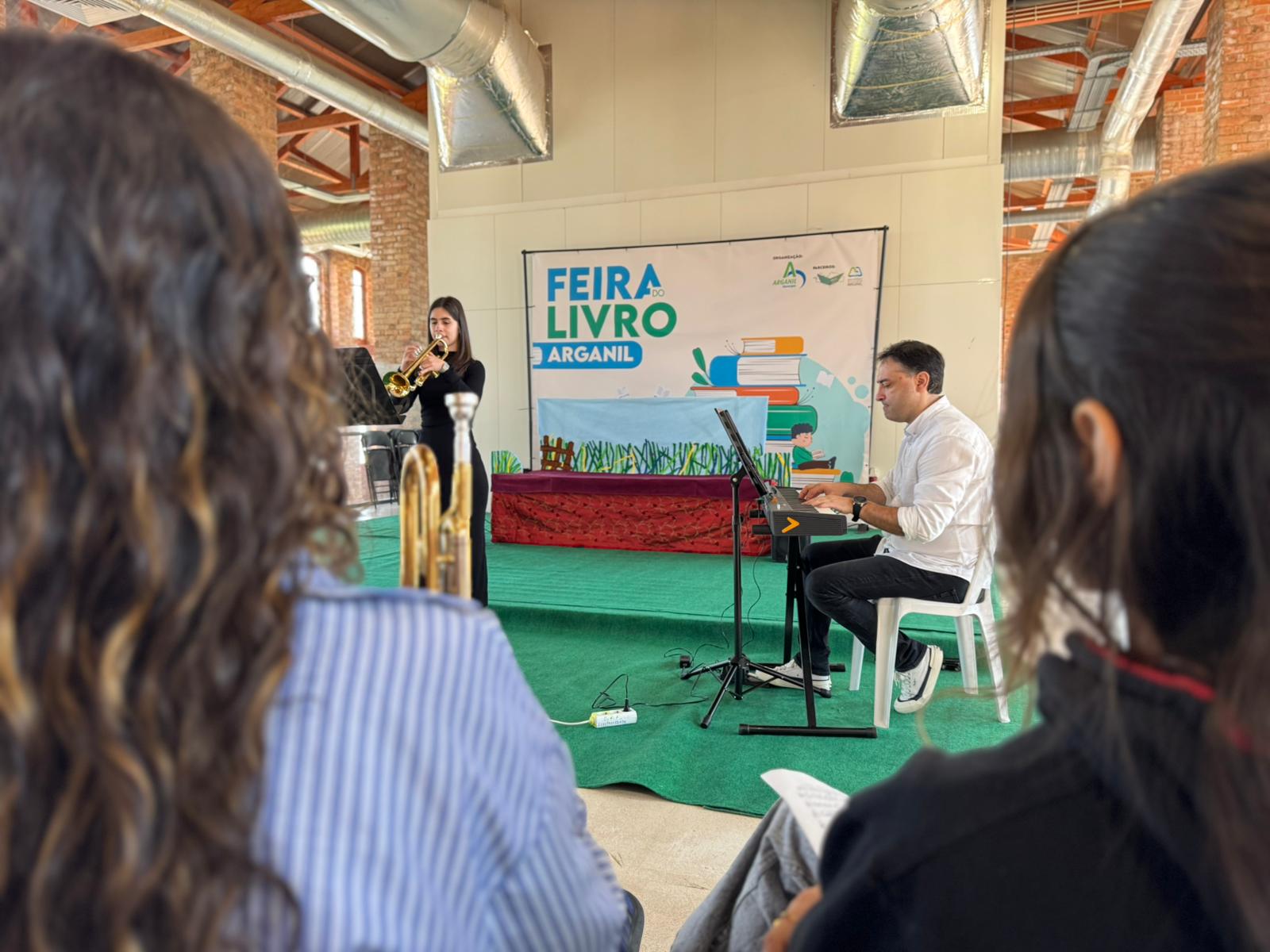 Feira Do Livro (7) Feira Do Livro (7)